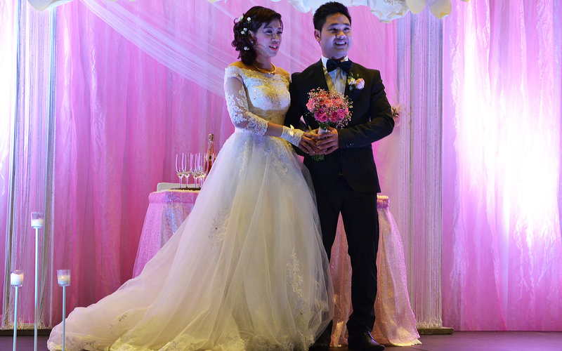 A WEDDING RECEPTION IN THE SPIRIT OF VIETNAMESE TRADITION IN THE CLARION CONGRESS HOTEL OSTRAVA